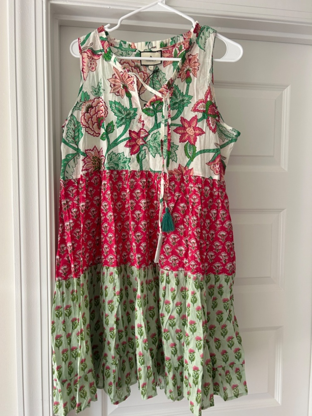 Tuckernuck Salty Paloma Watermelon Bloom Floral Print Tiered Dress NWT size L - Picture 2 of 5